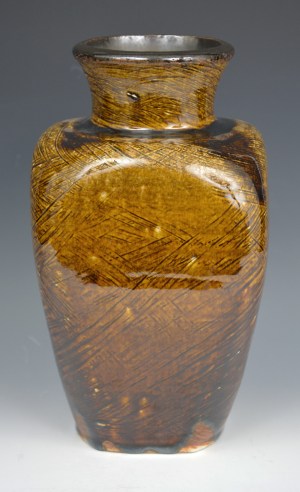 Vase with paddled sides #25