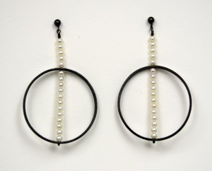 Circle Earrings with Freshwater Pearls