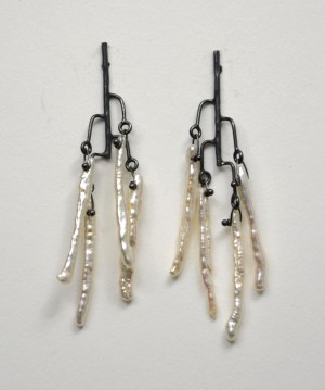 Needle Pearls with Oxidized Silver Post
