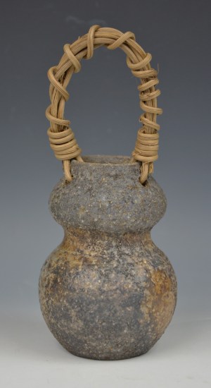 MUNETAKA - Bizen Vase with Handle