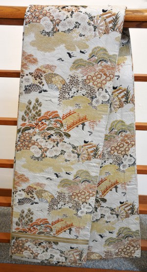 Obi #105 Crane, Bridge, Mums, Trees