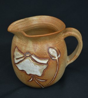 Poppy Pitcher
