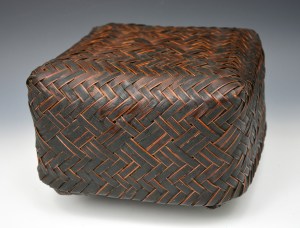 Basket with lid TAN808