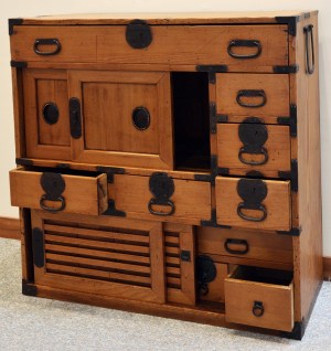 Choba Tansu - Merchant Chest, with secret compartment