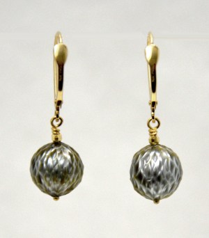 Earrings: Faceted Tahitian Pearl