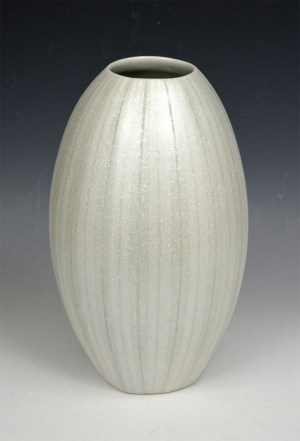 ITOI Yasuhiro - Porcelain Vase with Stripes