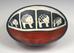 Bowl - Shallow Medium w/ Elephant