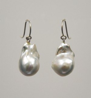 Earrings - Baroque Pearl