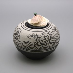 Vessel 177 - Shells with Wave Jar